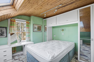 Photo 22- click for photo gallery